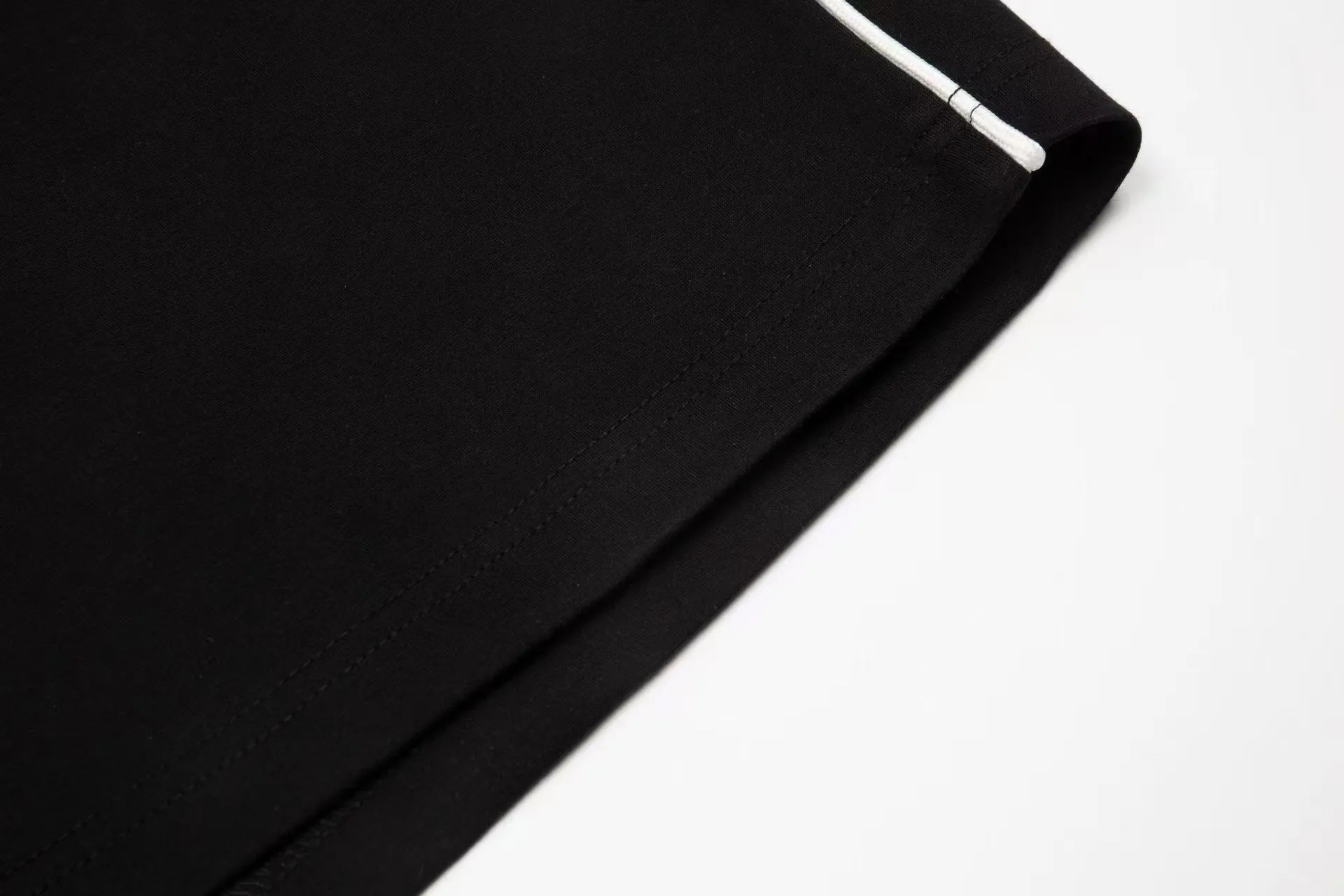 105 Chrome Hearts 1:1 1×1 Same Style logo OS ：Black，White Size：XS-L